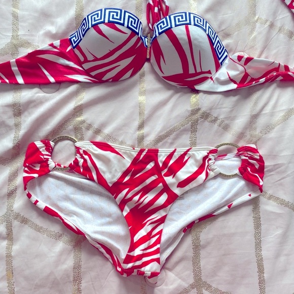 💕VICTORIA SECRET 💕Miraculous Bombshell bikini .RARE👙 DISCONTINUED. - Picture 10 of 16